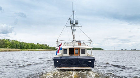 Яхта Privateer Trawler 50